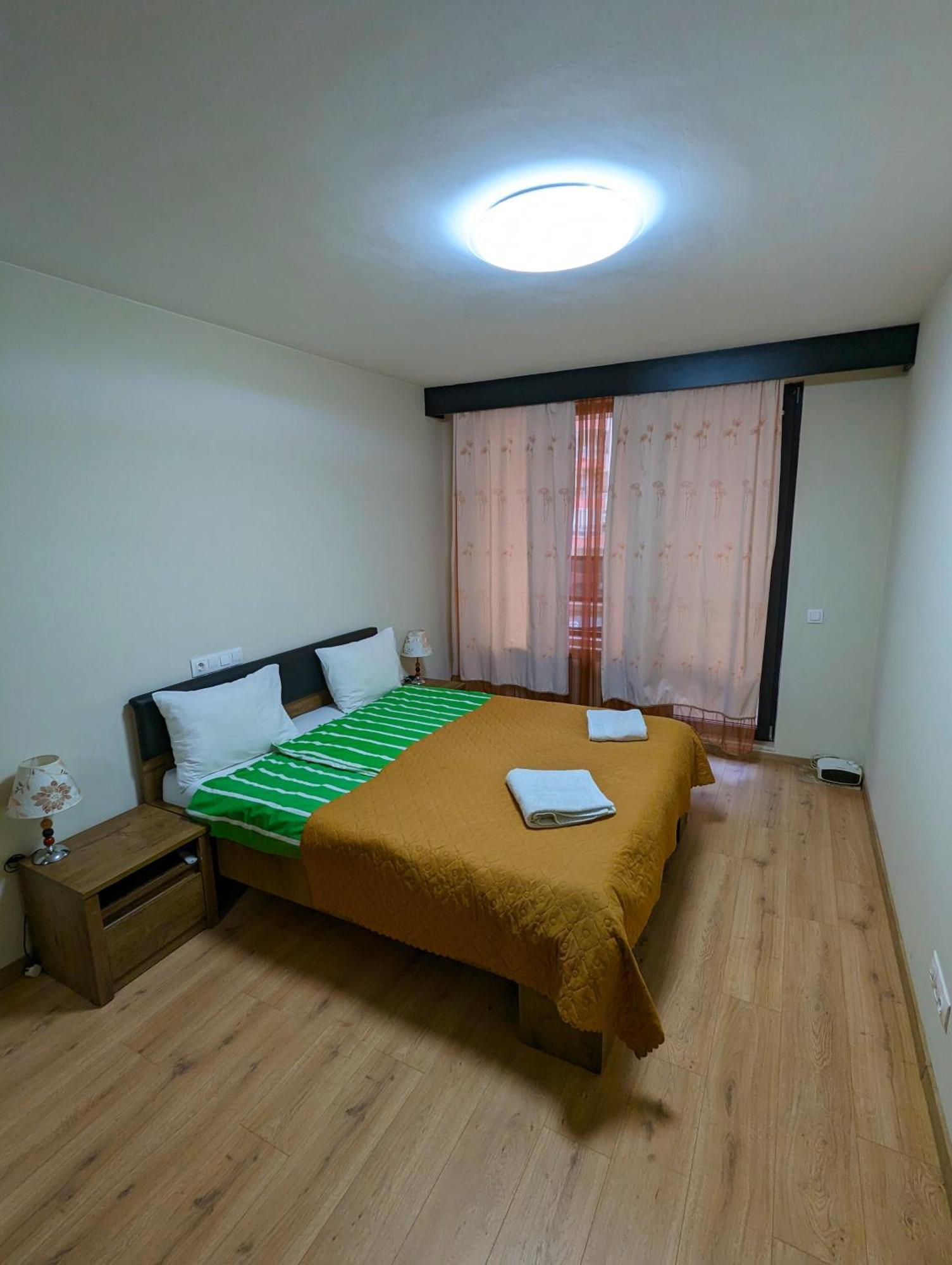 Apartment Business And Leisure In Mladost 2 With Free Garage Sofia